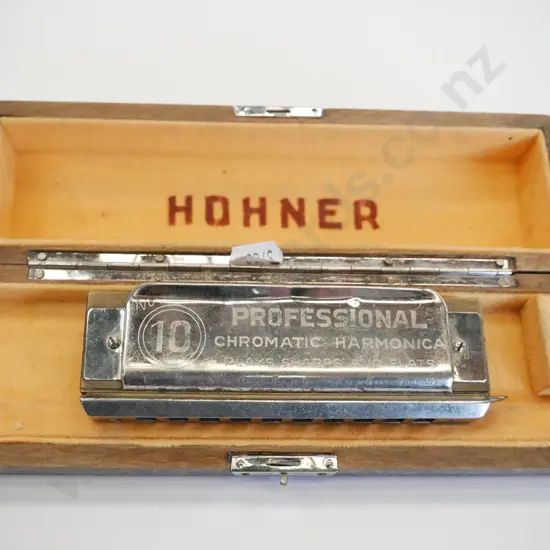 harmonica