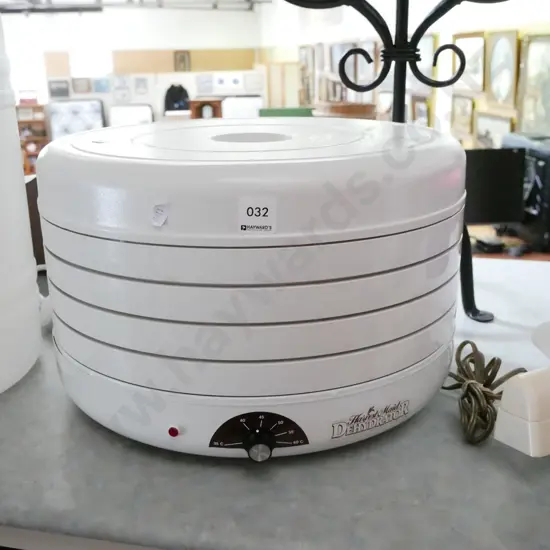 Harvest Made dehydrator