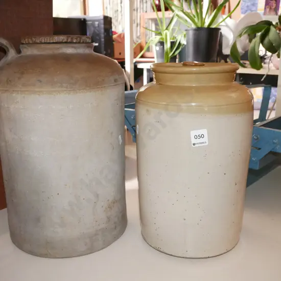 stoneware wide mouth storage crock, large stoneware chemical crock - damage to lid H-400