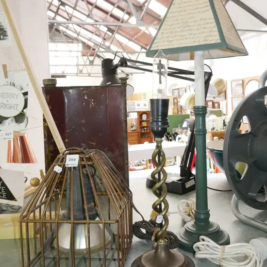 2x table lamps, industrual pendant light fitting