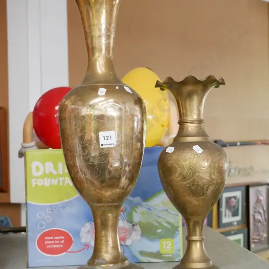 2x brass vases H-525