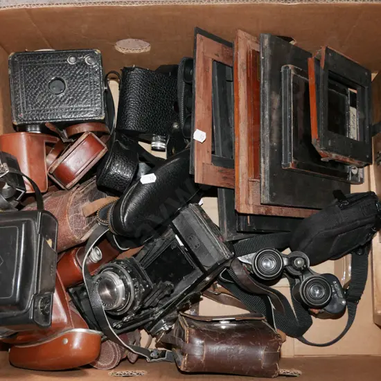 box; vintage camera cases, some cameras etc