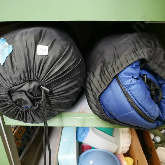 2x sleeping bags