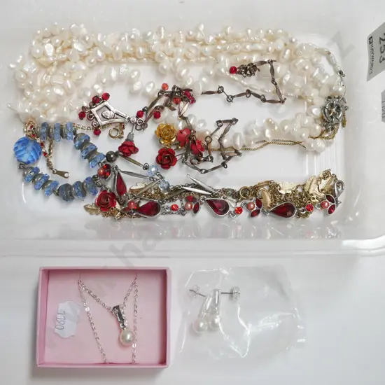 tray of costume jewellery