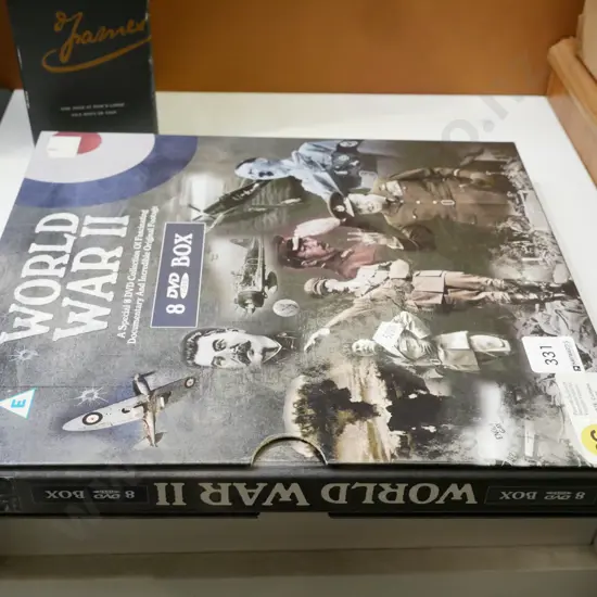 WWII 8x DVD box set