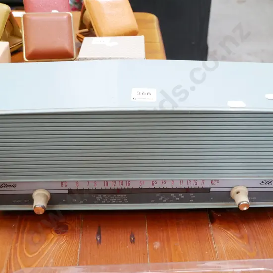 retro blue pastic La Gloria mantel radio