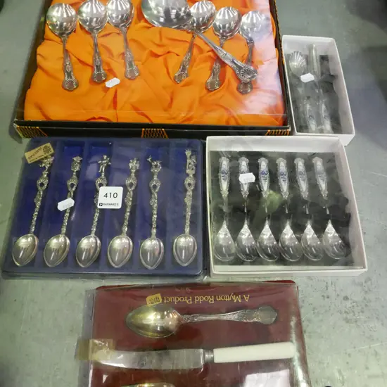 assorted cased cutlery