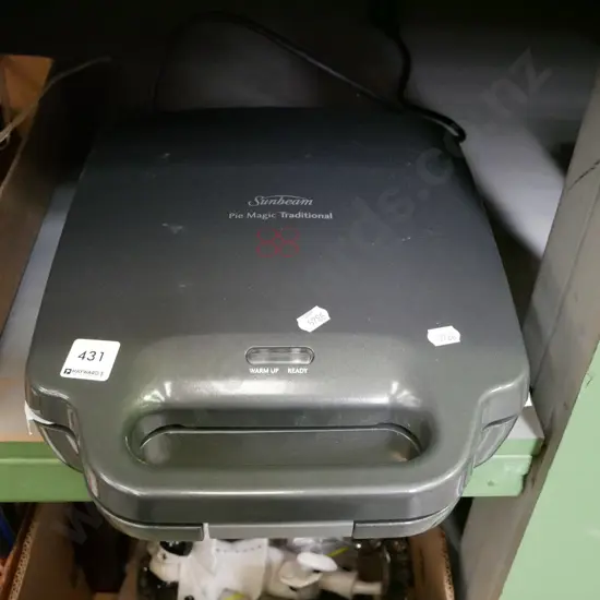 Sunbeam Pie Magic pie maker