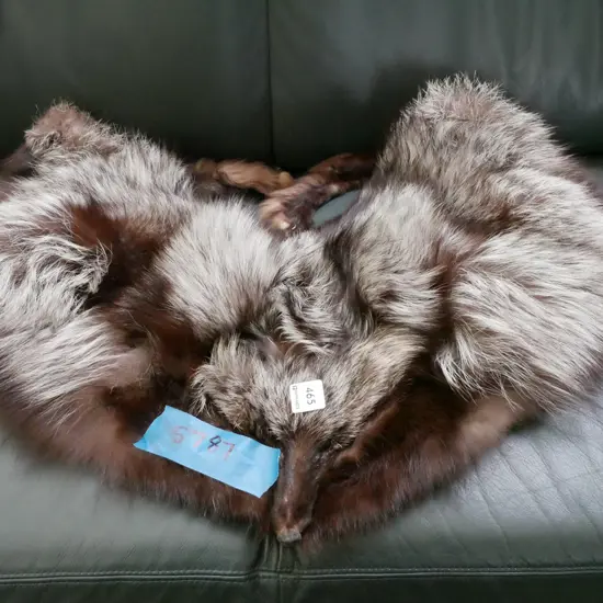 fur stole