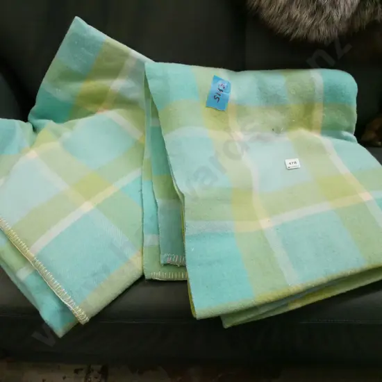 2x blue and green checked woollen blankets