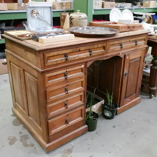 antique oregon 6 drawer1 door kneehole desk H-800 W-1210 D-670