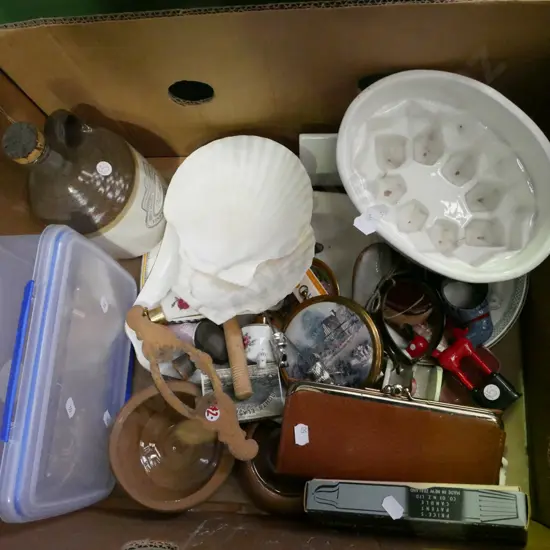 box; jelly mould, scallop shells, purse etc