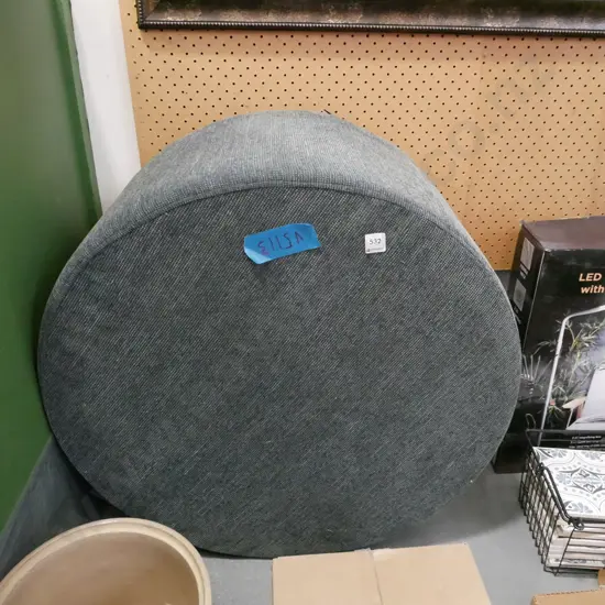 green ottoman H-360 Diam-590