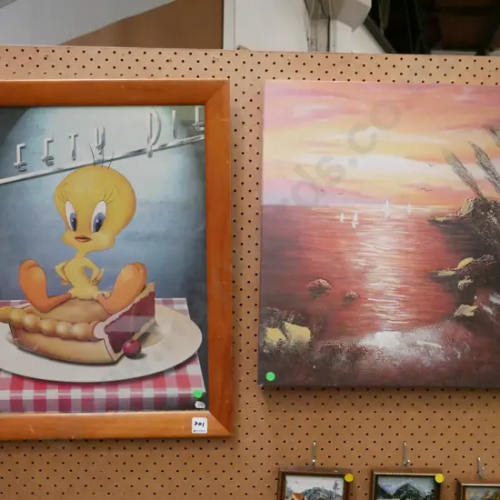 framed Tweetie Bird print, print on boxed canvas - green fodts