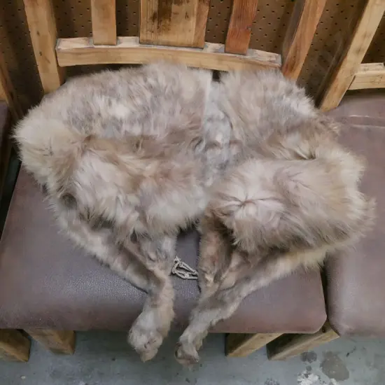 fur stole