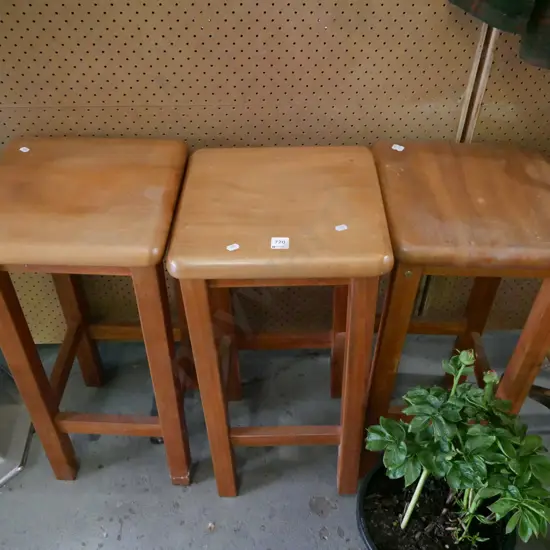 3x rimu stools