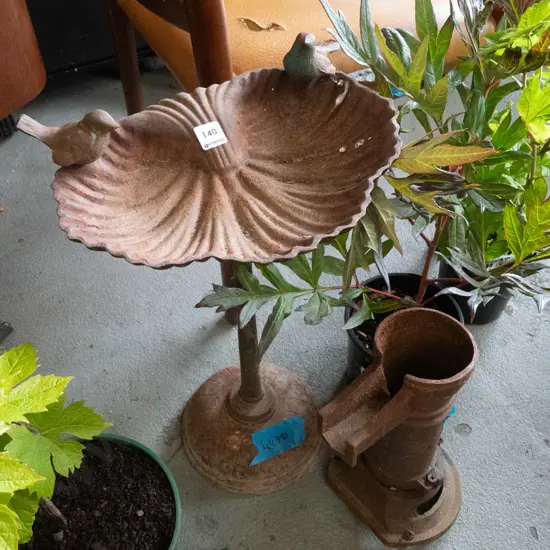 cast iron bird bath H-570 and part cow-tail pump