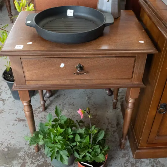 turned-leg MDF veneer hall table
