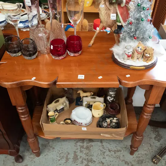 colonial kauri turned leg 2-tier table H-750 L-800 W-440