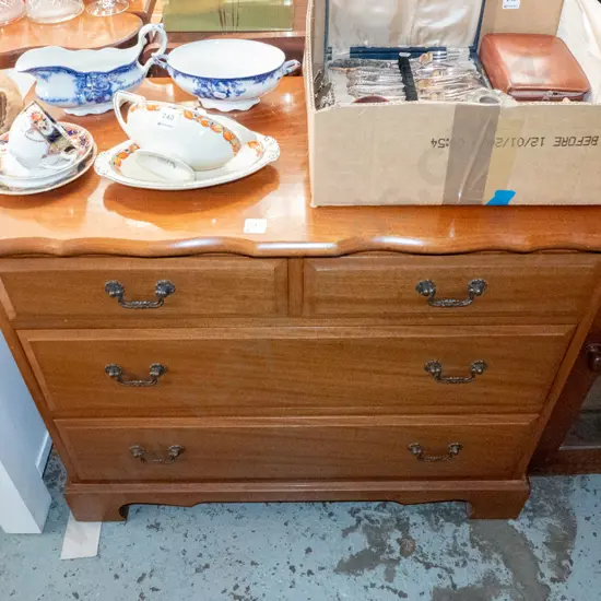 mahogany 3-drawer lowboy H-700 W-870 D-410