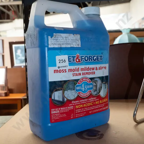 Wet and Forget Concentrate