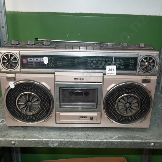 radio cassette player