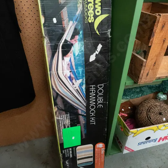 box; Two Trees hammock