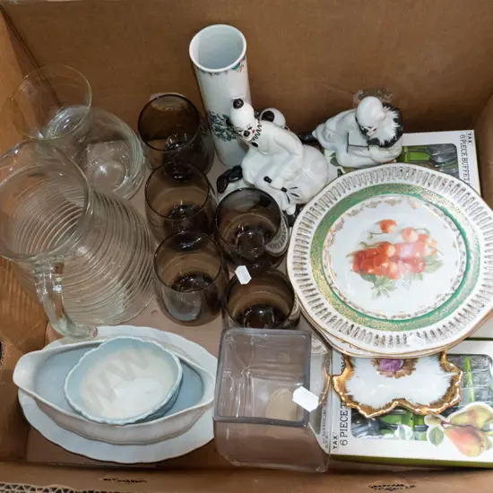 box; clown figurines, plates, smoked glass tumblers etc
