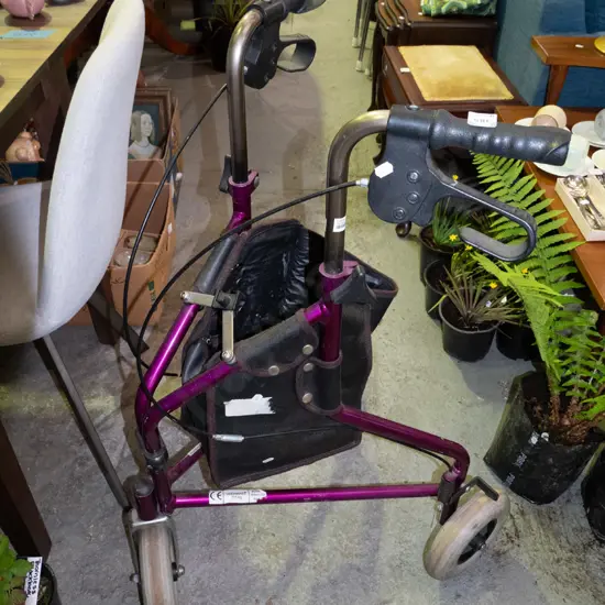 collapsable walking frame