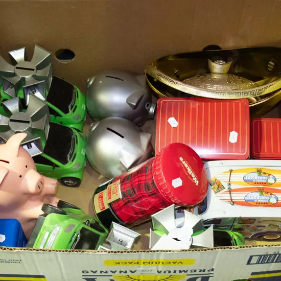 box; tins, canisters, money boxes