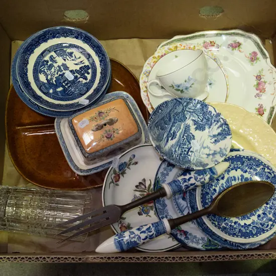 box; willow plates, blue and bowls etc