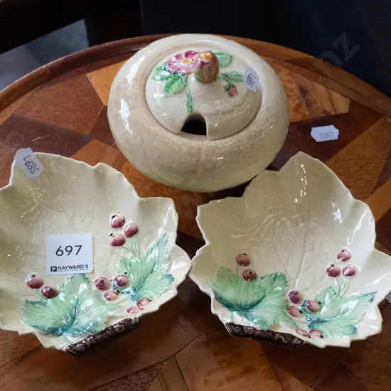 Carlton leaf dishes, honey pot