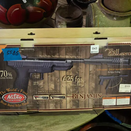 Benjamin boxed brake barrel bb gun