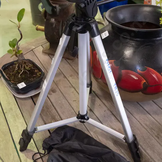 tripod and bag