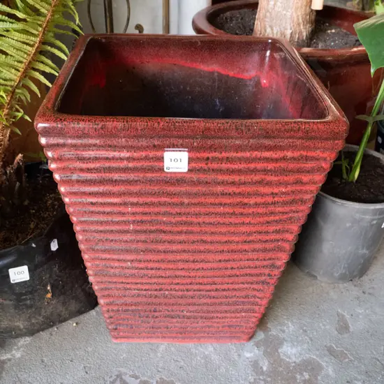red glazed planter H-420