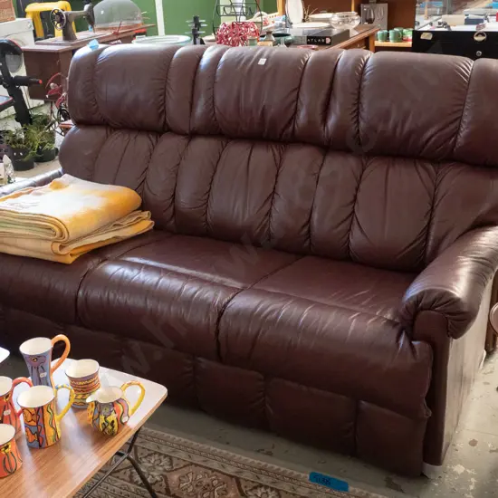 burgundy leather 3 seater settee H-1050 W-1770 D-700