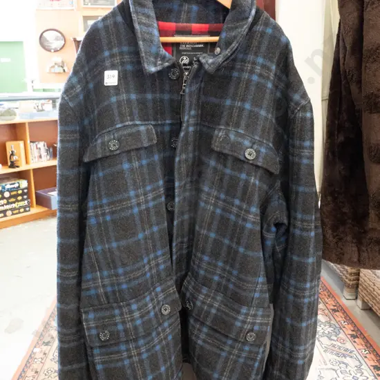 Hilux Swanndri size 2Xl blue & checked jacket
