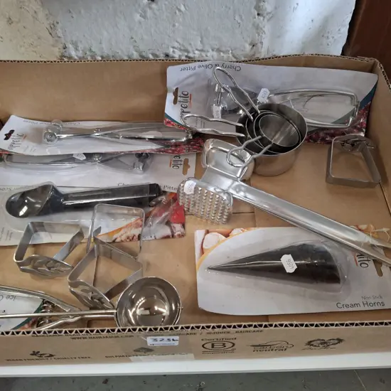 as new kitchen utensils, ice creams scoop, meat tenderiser etc