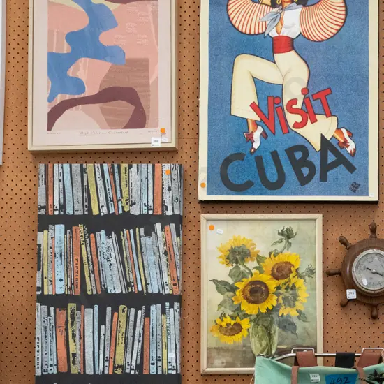 4x framed prints - orange dots