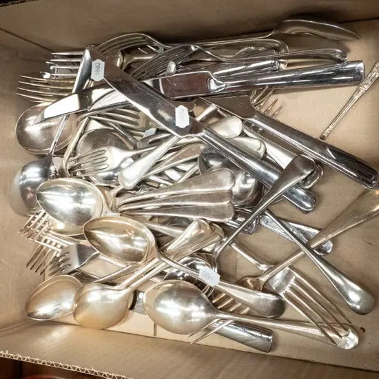 box of cutlery