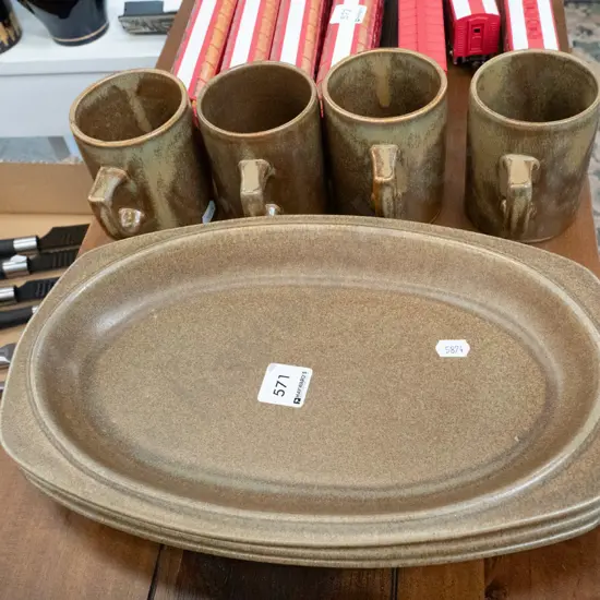 Temuka steak plates, 4x coffee mugs