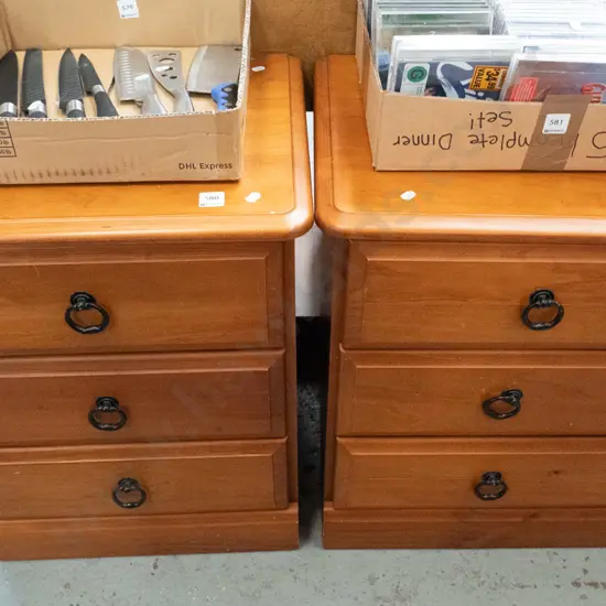 2x solid pine 3 drawer bedside cabinets