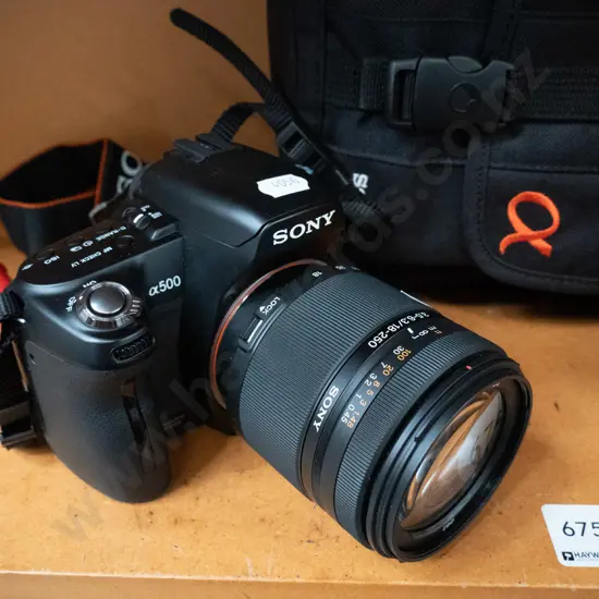 Sony Alpha A500 digital SLR camera with 18-250 lens