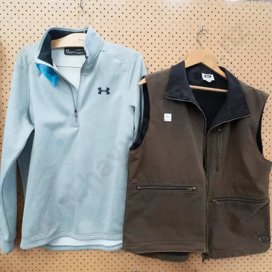 under Armour fleece, size medium vest