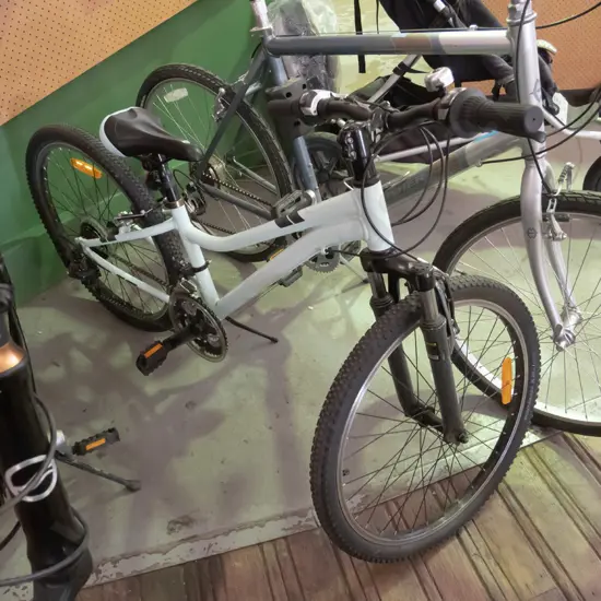 Trek child's bike - excellent condition