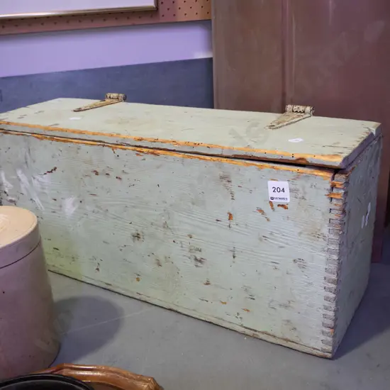 small cedar tool chest H-270 W-600 D-190