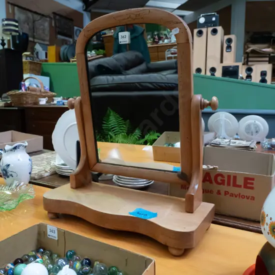 kauri cheval mirror - signs of borer H-500