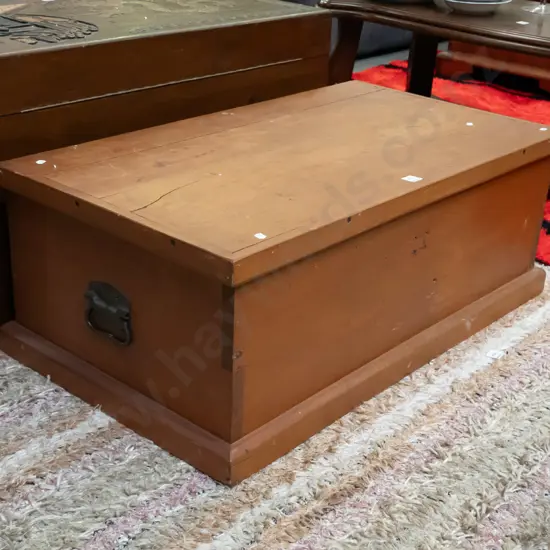 solid rimu blanket box - cracks to top H-330 W-920 D-510