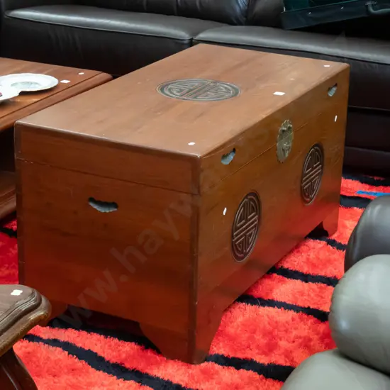 camphorwood chest with broken lock H-550 W-1010 D-500