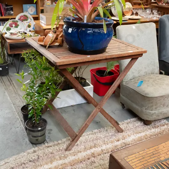 hardwood foldaway outdoor table H-710 W-700 D-700